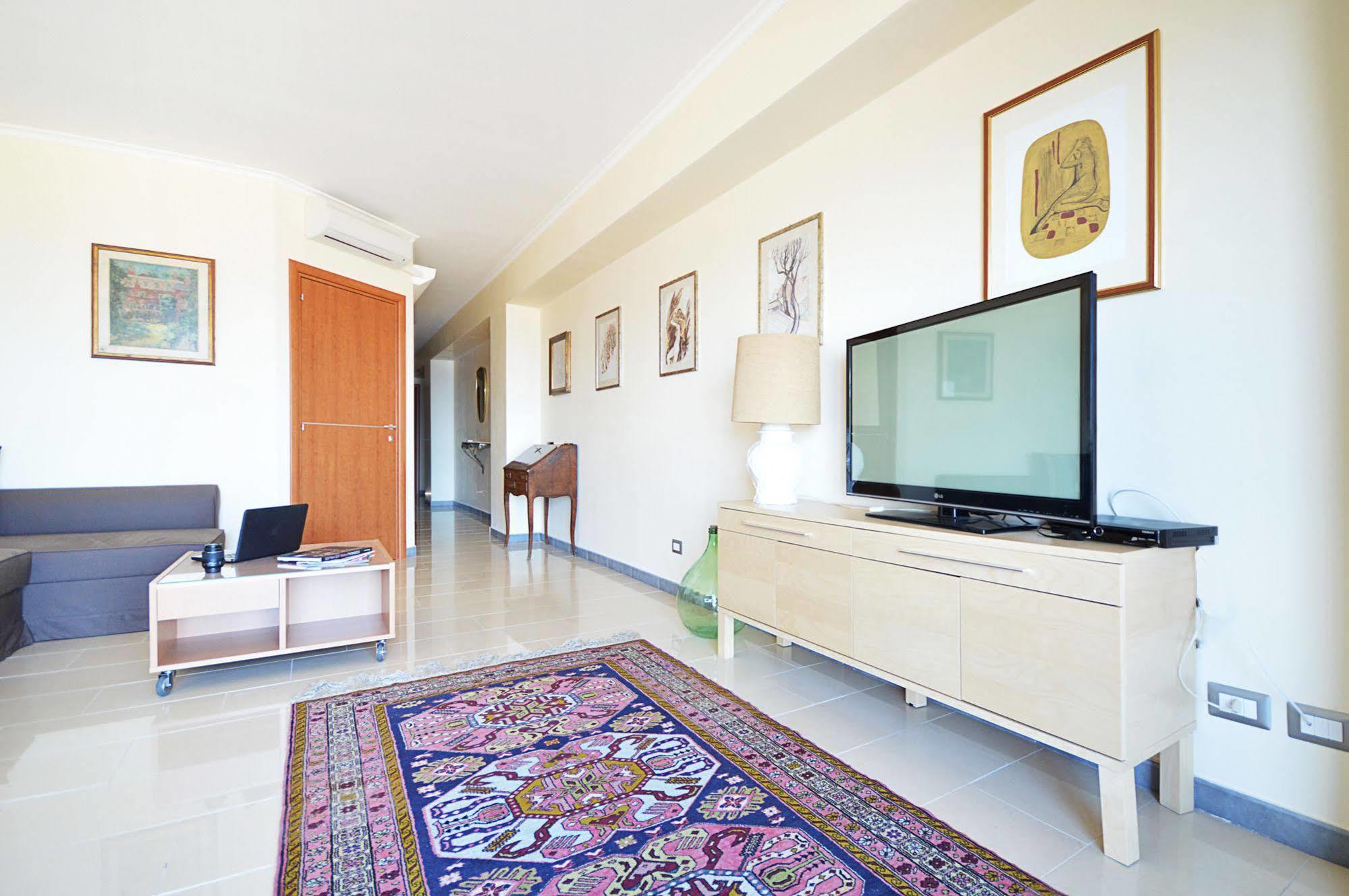 Mar Dei Poeti - Luxury Suites Torre Archirafi Kültér fotó