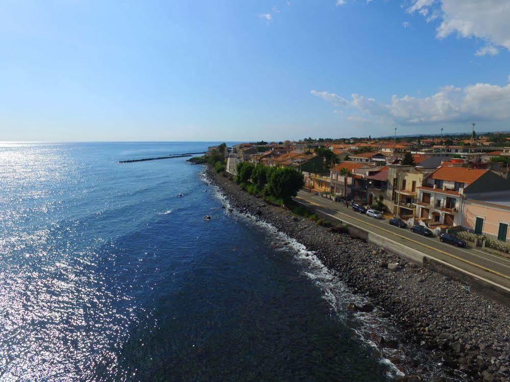 Mar Dei Poeti - Luxury Suites Torre Archirafi Kültér fotó